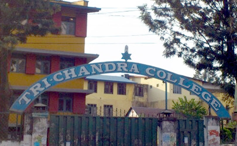 विद्यार्थी युनियनले निर्वाचन प्रक्रिया अघि नबढाइएको भन्दै त्रिचन्द्र क्याम्पसमा तोडफोड