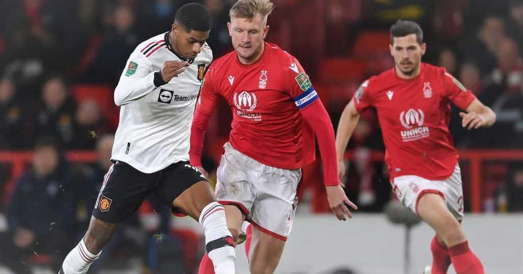 इङ्लिस प्रिमियर लिग फुटबलमा म्यानचेस्टर युनाइटेड विजयी