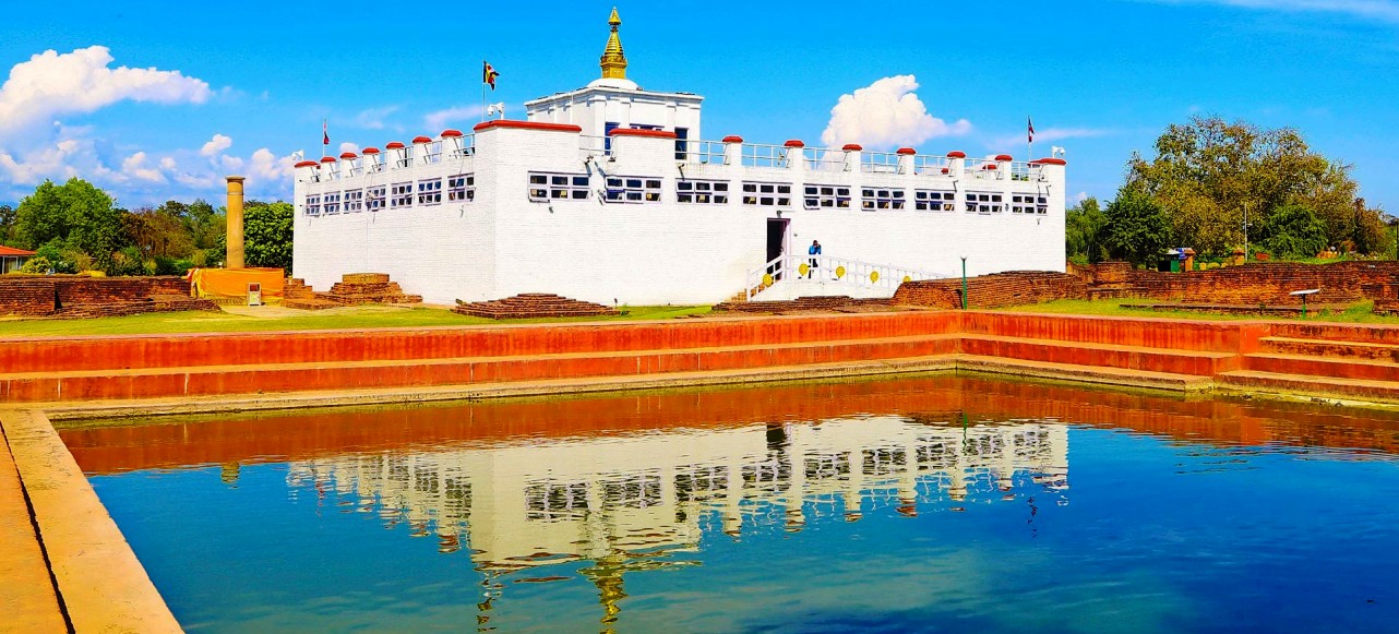 आज गौतम बुद्वको २५६७ औं जयन्ती मनाउँदै