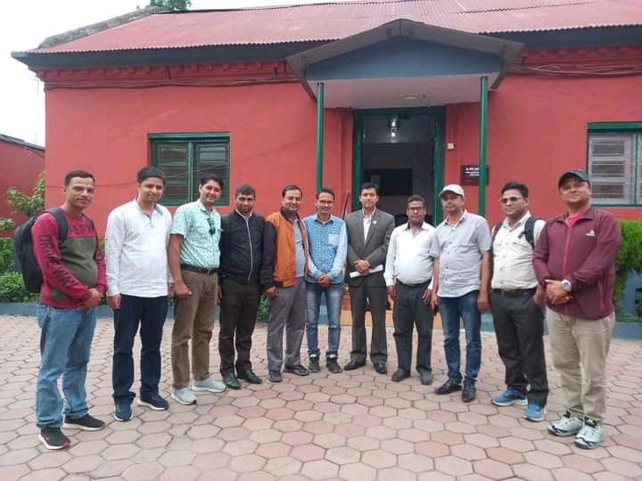 कक्षा ११ र १२ का शिक्षक आन्दालनरतः सचेतक बर्तौलासंग छलफल