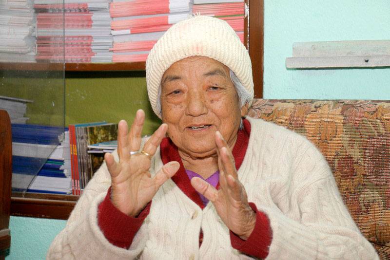 काठमाण्डाै महानगरपालिकाले समाजसेवी भद्रकुमारी घले सेवा सदनको भवन भत्काउन शुरु गर्‍यो