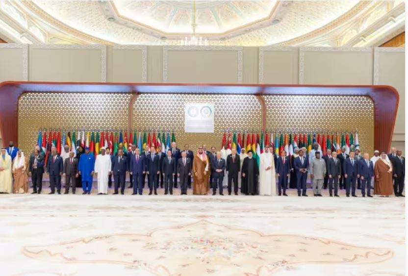 साउदीमा इरानी राष्ट्रपतिले ५७ इस्लामिक देशसँग भने, ‘प्यालेस्टाइनमा युद्ध अपराध भईरहेको छ, सामाना गराैं’