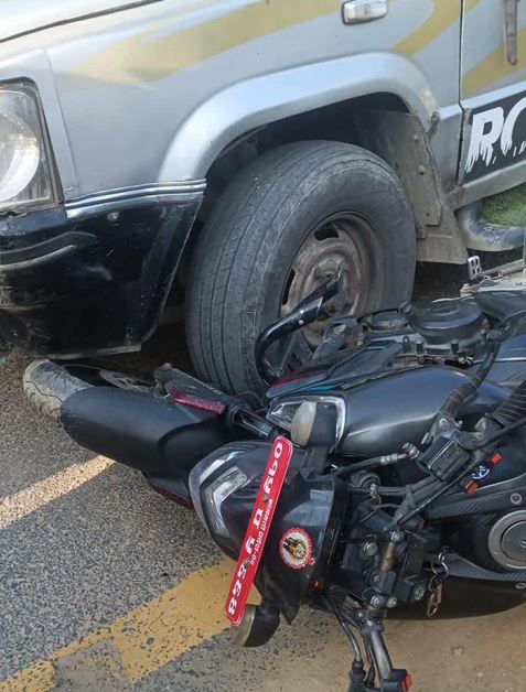 काठमाडौँबाट बारा जाँदै गरेको सुमोले बाइकलाई ठक्कर, एकजना घाइते