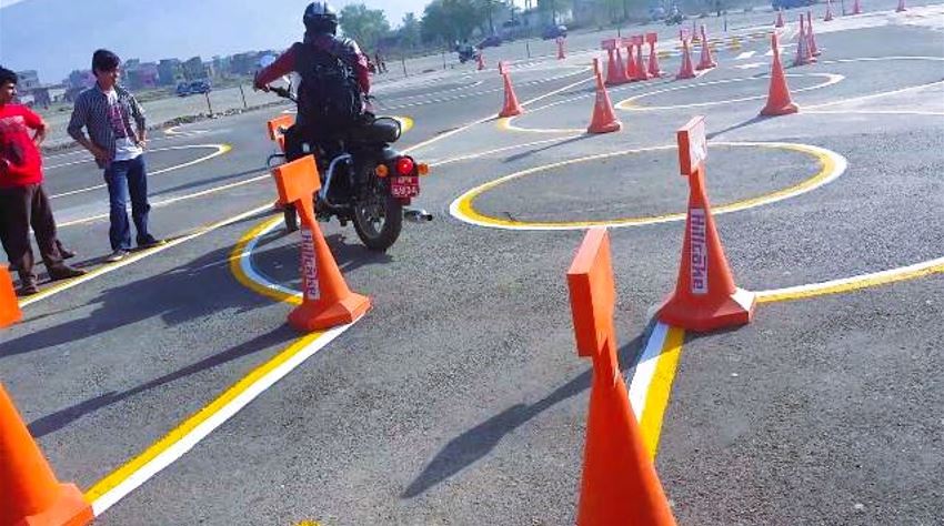 यातायात ट्रायलमा अपारदर्शिता बढेको आरोप : ‘जनआवाज अभियान’द्वारा सुधारको माग