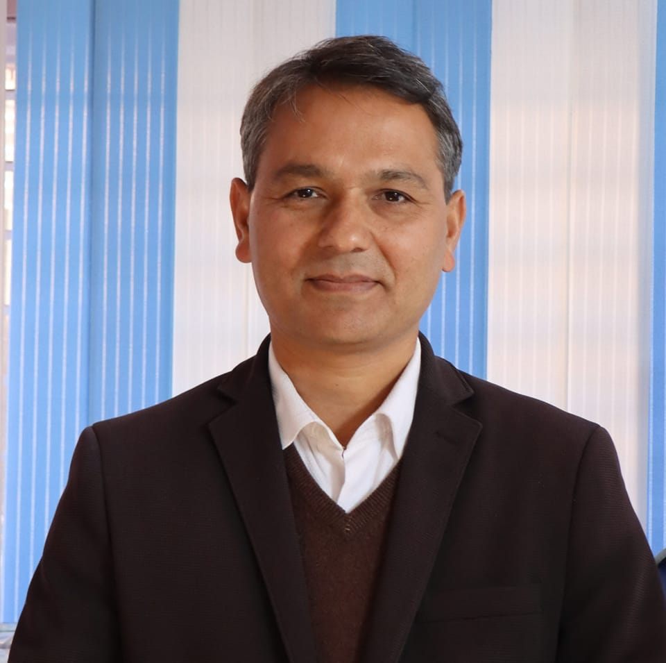 राजनैतिक संस्कारले संकट मोडियो : गृहमन्त्री ओम प्रकाश अर्यालको नेतृत्वमा छ महिनामै देश स्थायित्वतर्फ