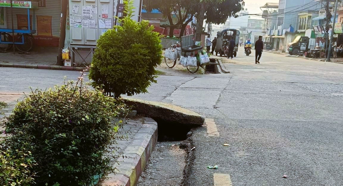 भैरब रोडमा वर्षायामअघि नै डुवानको चिन्ता: पानी निकास व्यवस्थापन सुधार गर्न स्थानीयको माग