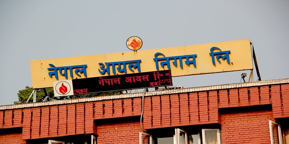 पेट्रोलियम पदार्थमा मूल्य समायोजन: पेट्रोल–डिजेल सस्तो, ग्यास महँगो